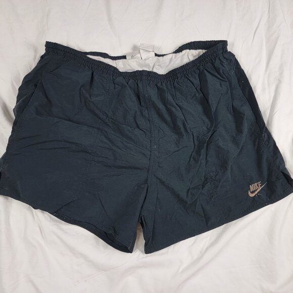 Nike Mens XL Black Athletic Shorts Swim Trunks Summer Beach Pool Outdoors Casual